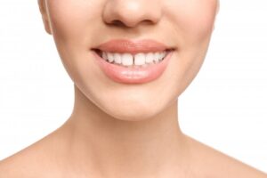 Woman with a gap between her front teeth